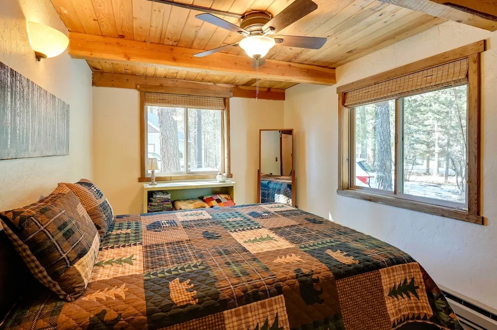 Secluded Garden Valley Cabin w/ Deck & Views!