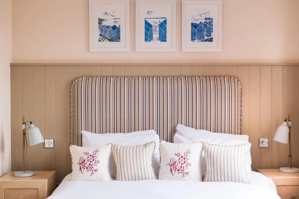 Crown Hotel