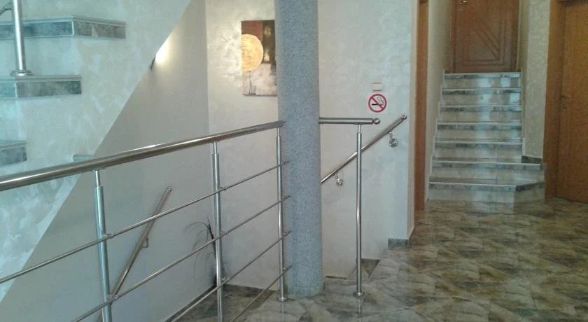 VENIS House