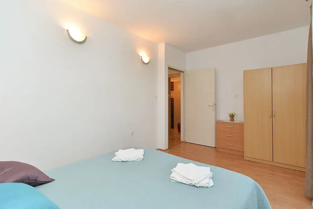 Apartment 358