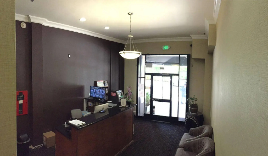 Post Hotel