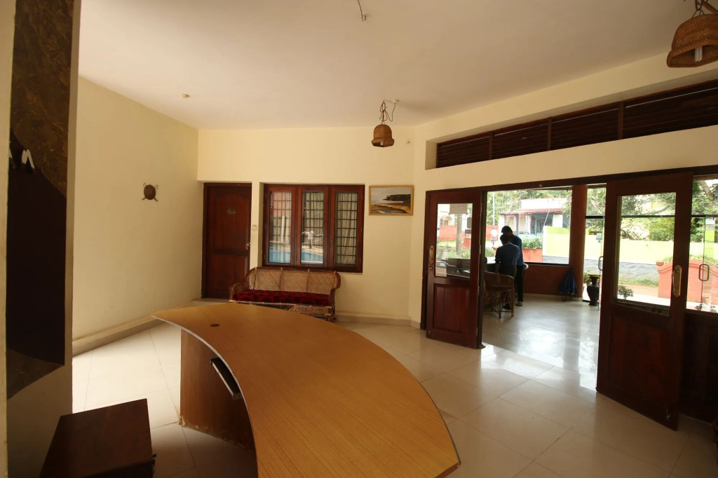 Deshadan Cliff and Beach Resort