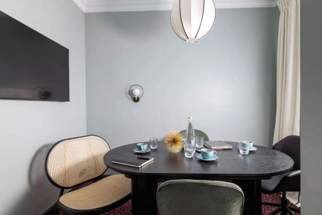 LE CLARK HOTEL