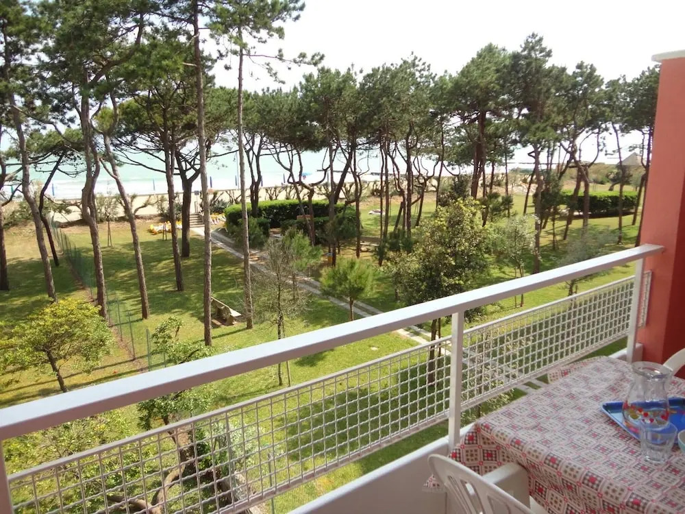 Apartment With Stunning sea View