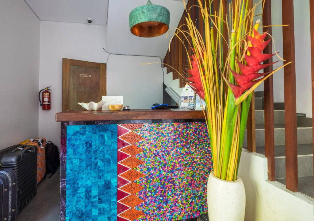 Hola Seminyak