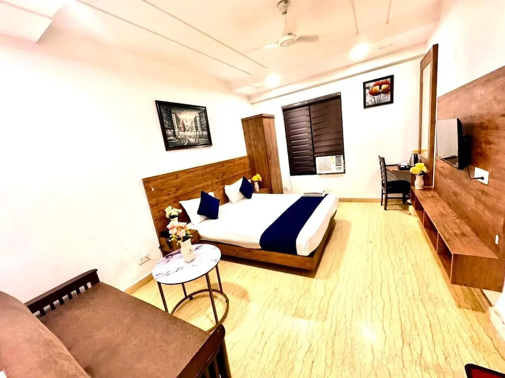 Hotel Brahman Bhawan