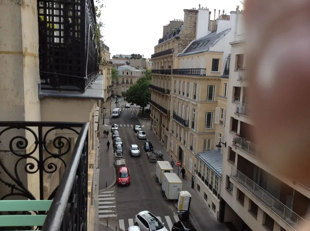 Chambres d'Hôtes Quartier Champs Elysées