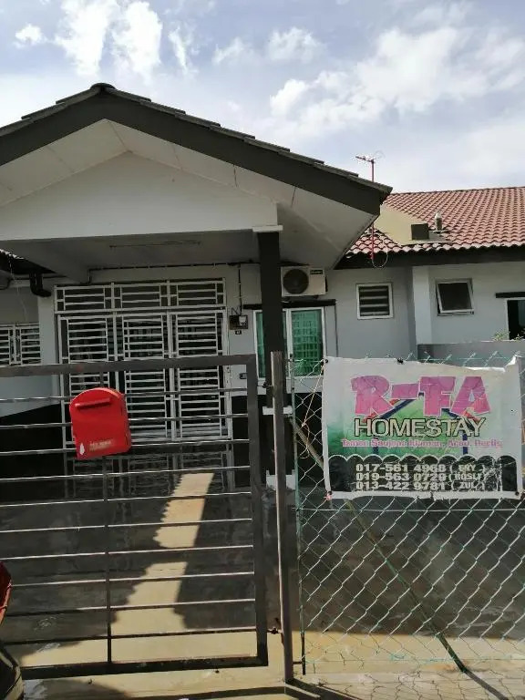 R-Fa Homestay