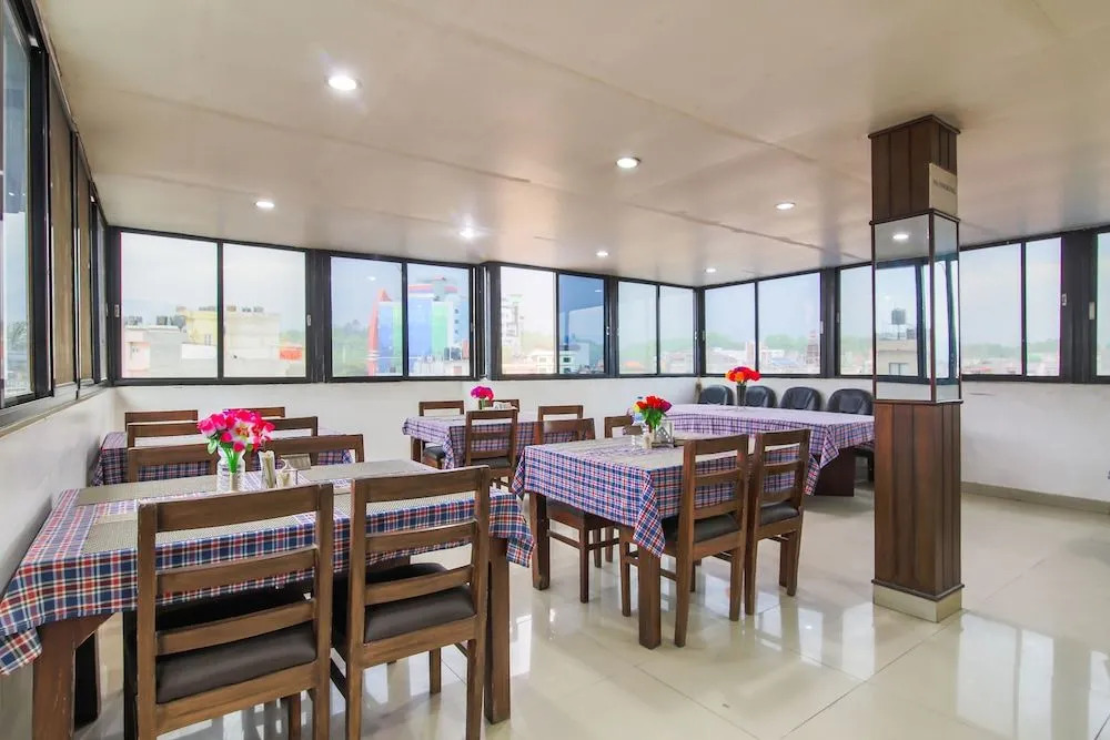 Oyo 358 Hotel Rose Star