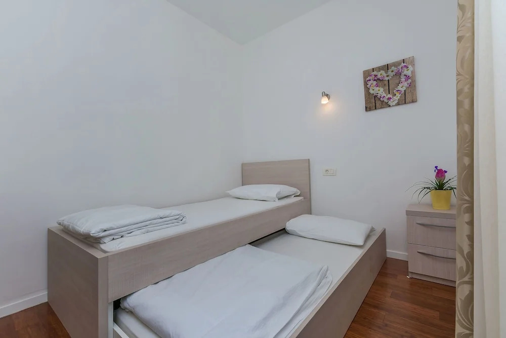 Apartments Villa Aquamarine