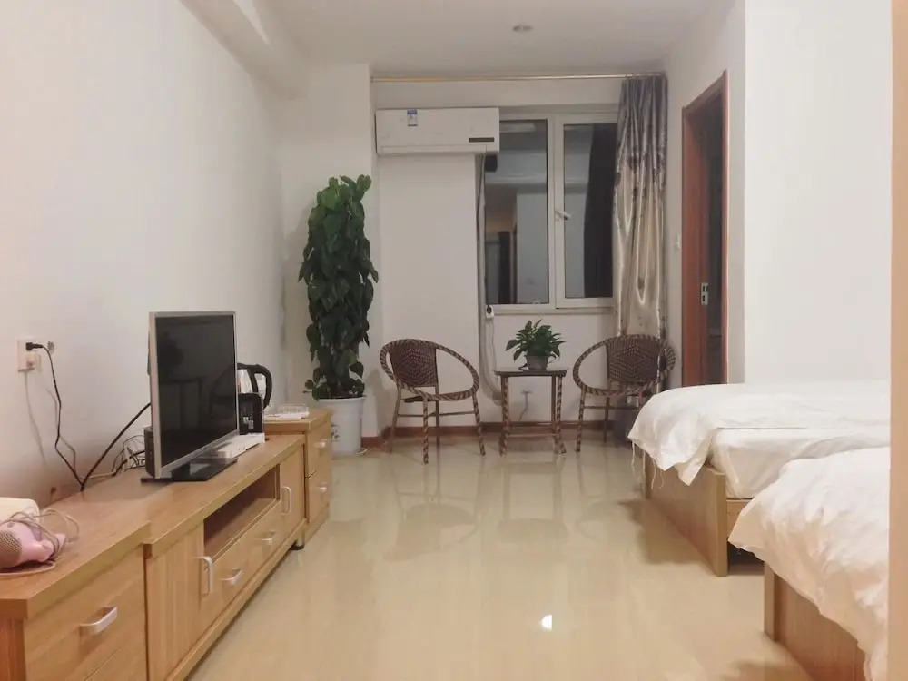Mark & Henry Apartment Hotel