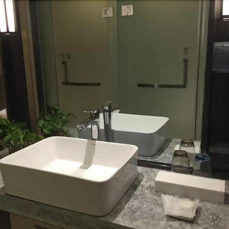 Echarm Hotel