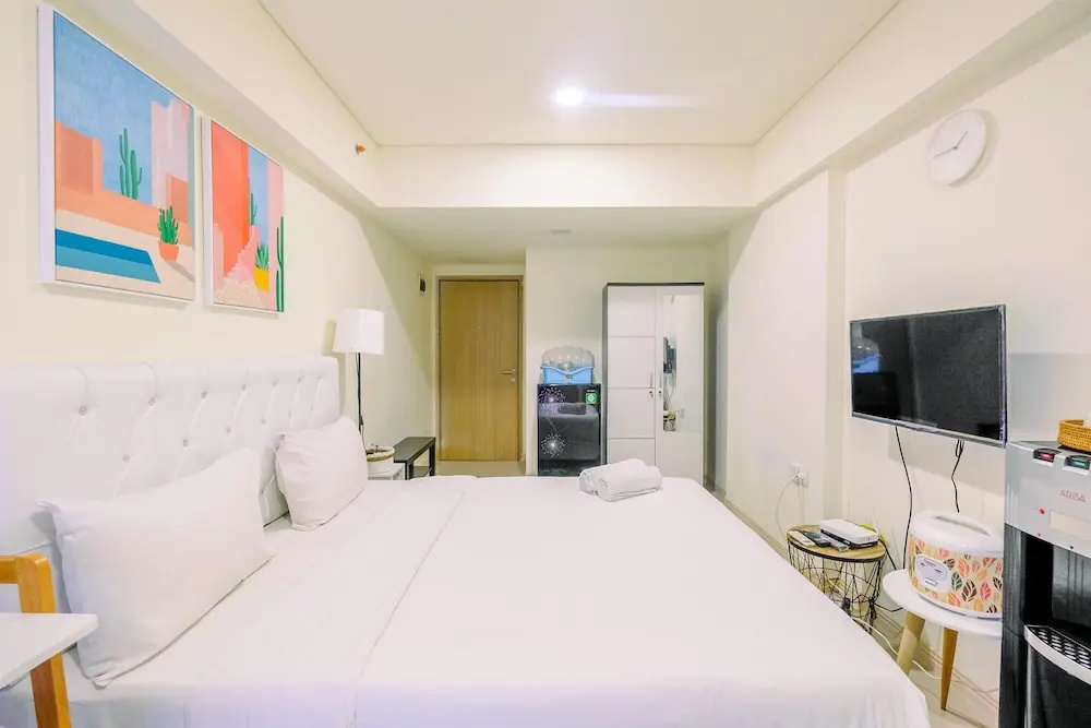 Simply And Homey Studio Meikarta Apartment
