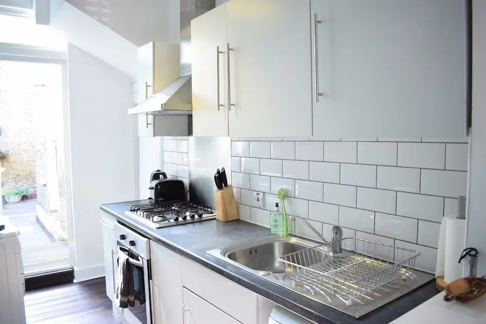 Light and Spacious 2 Bedroom Apartment in Peckham