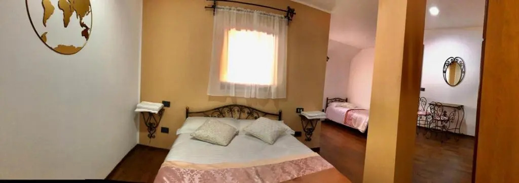 Four S Palace