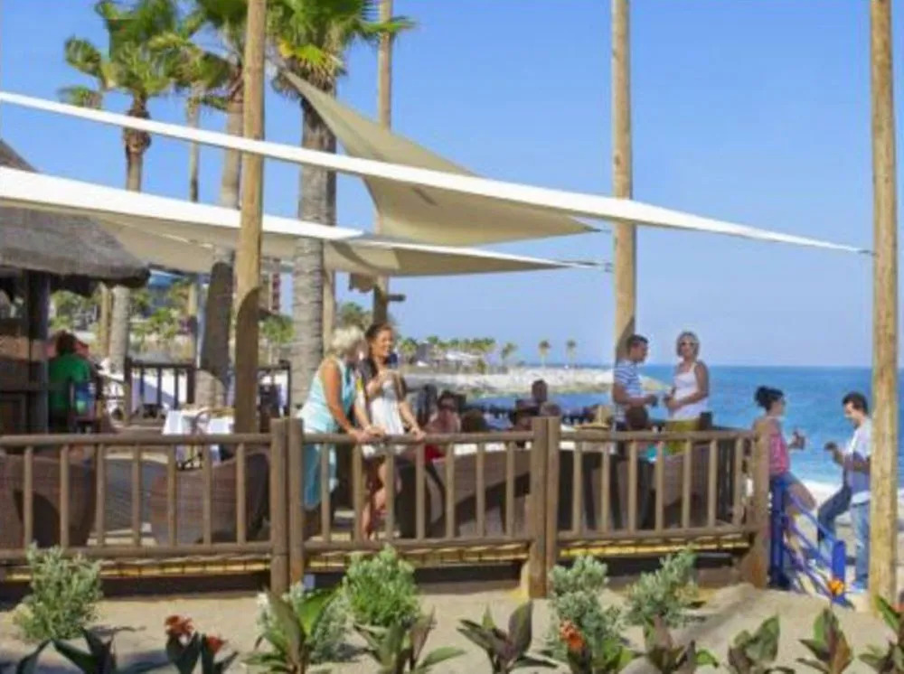 Waterfront Hotel Sunset Beach Apartment