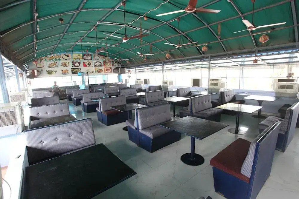 Trishul Hotel