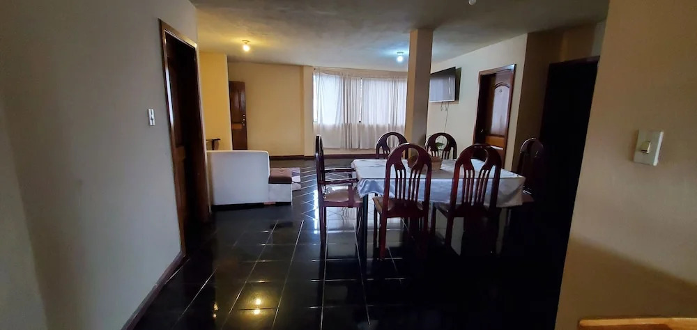 Departamento en Cuenca, 3 Habitaciones y parqueo gratis