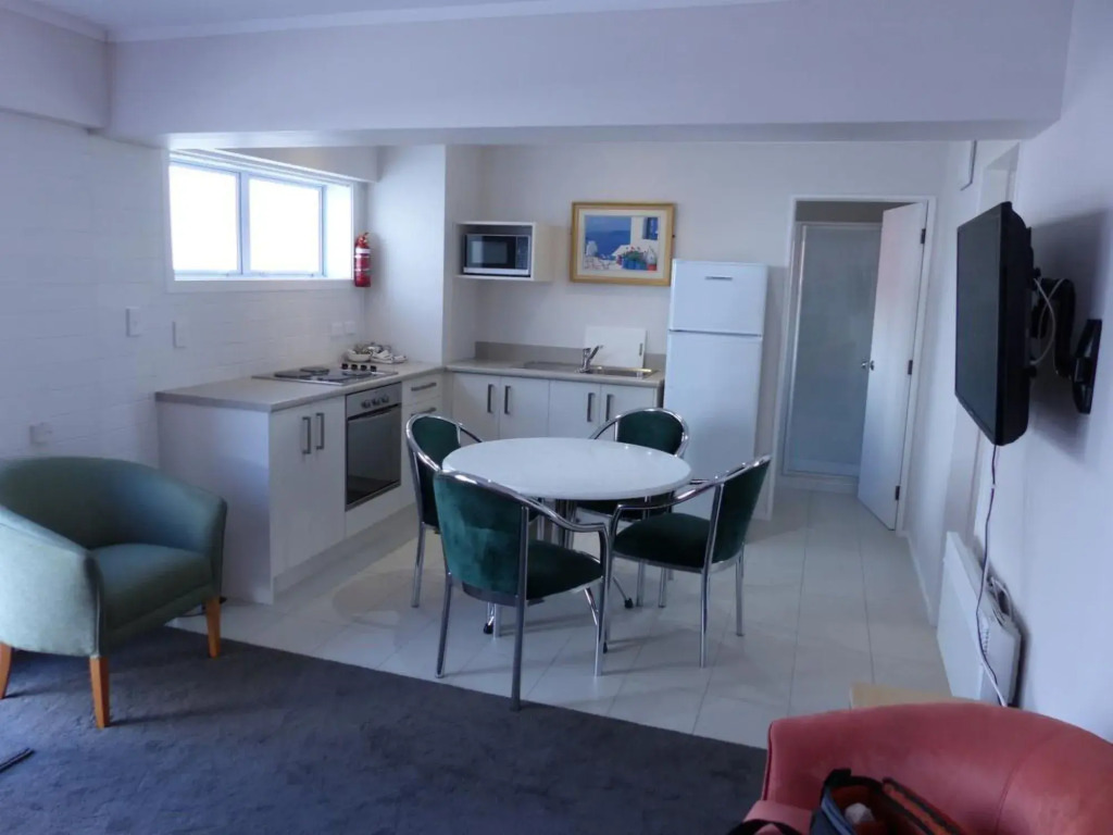 Apollo Lodge