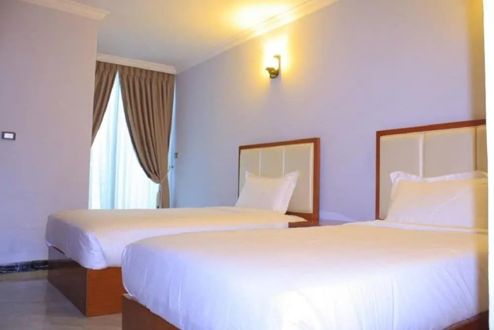 Golden Park Apartment Hotel
