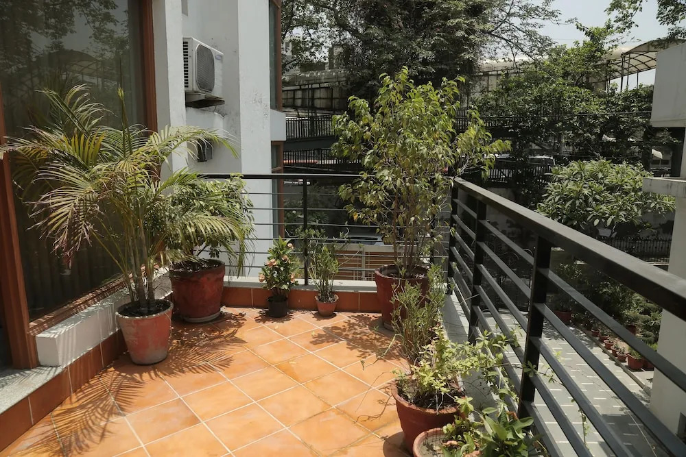 Apartment-18