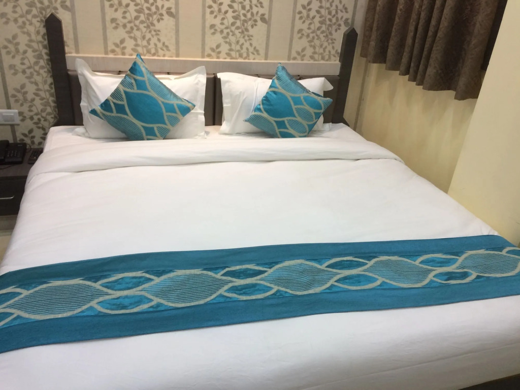 Hotel Rahil Palace