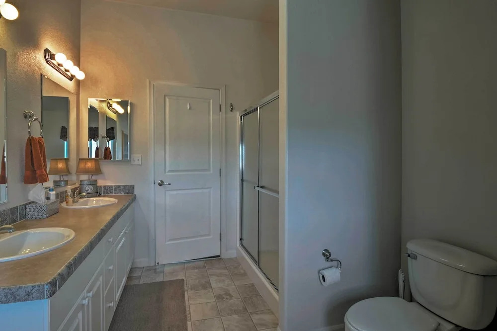 'the Fishing House' Buena Vista Home w/ Mtn Views!