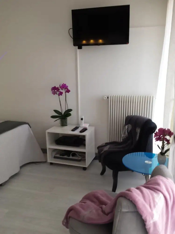 Brand new studio in the heart of Cannes