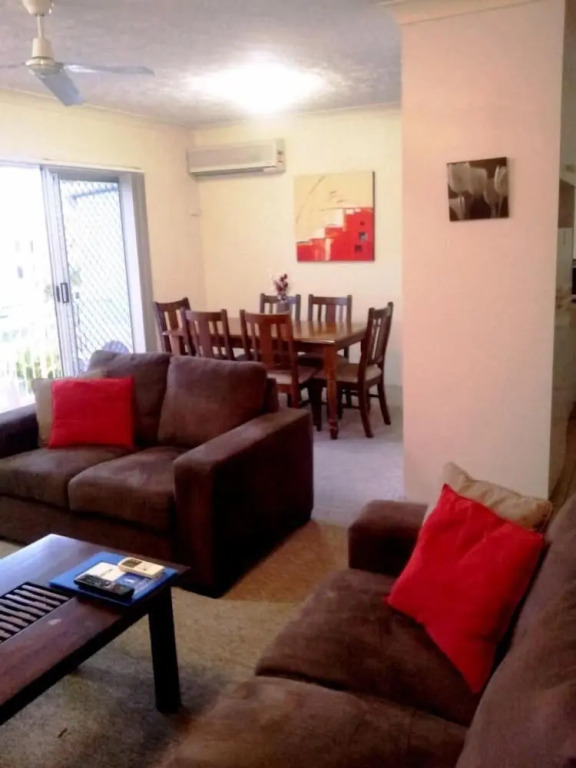 Champelli Palms Apartments
