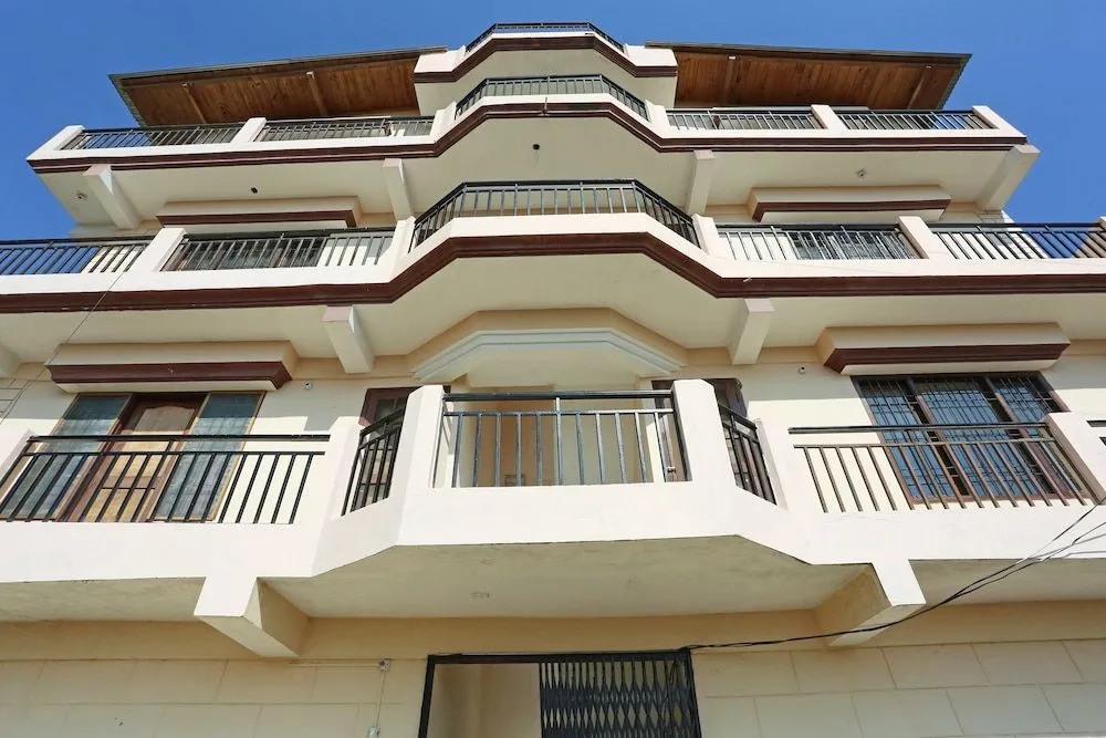 OYO 11726 Home Cozy 2BHK Valley View