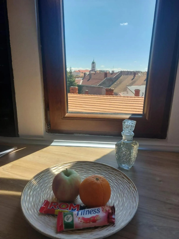 Picky Apartment