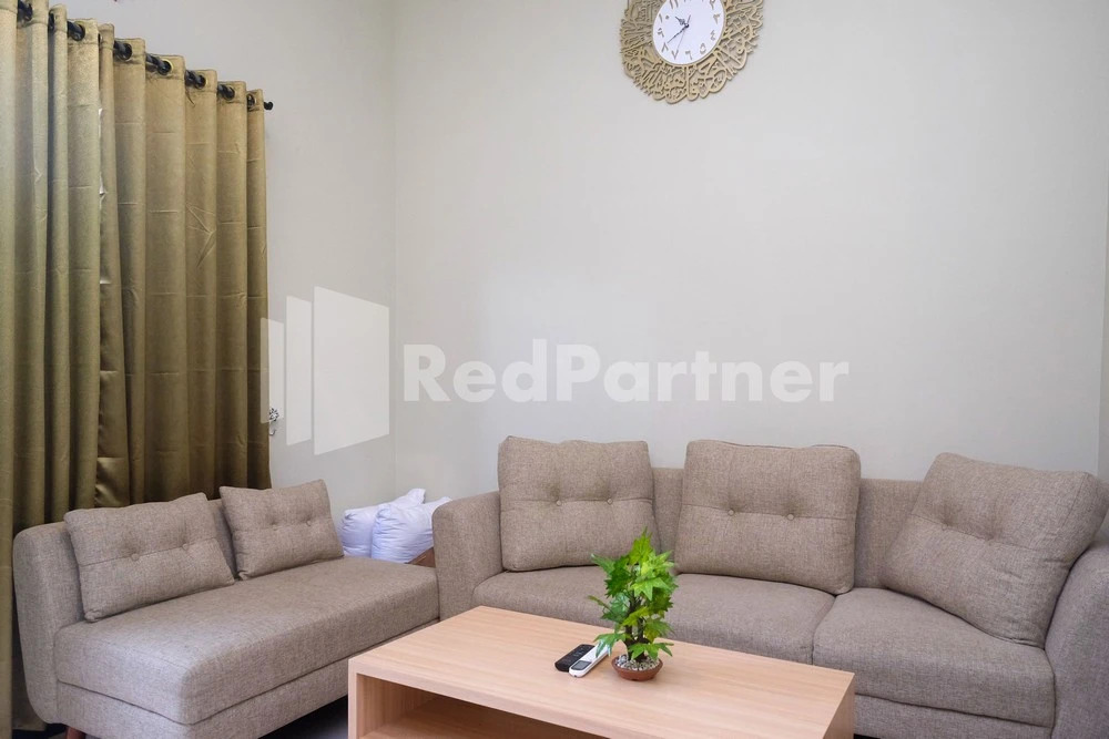 Madina Guest House Syariah near Gembira Loka Zoo Yogyakarta Mitra RedDoorz