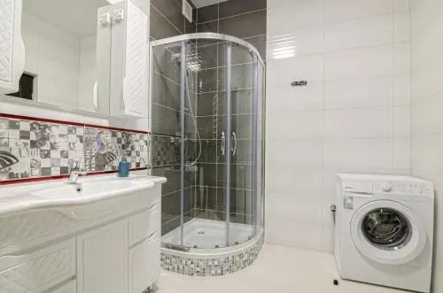 Apartments Alfa Tsekhova 1