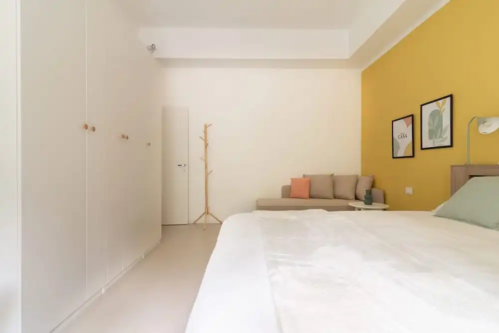 w Stylish 2BR Near Navigli City Landmarks