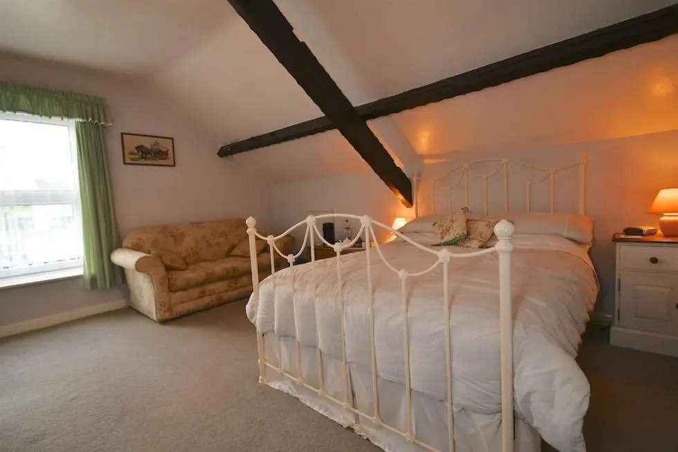 Glascoed Farmhouse