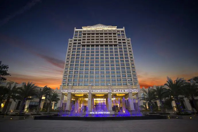 Silver Beach Villas