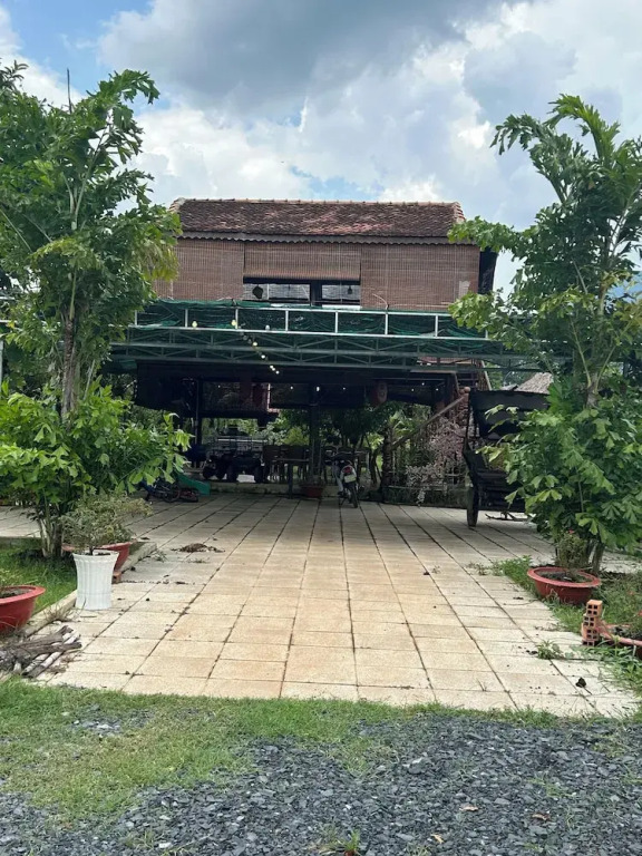 Huong Sen Garden lodge