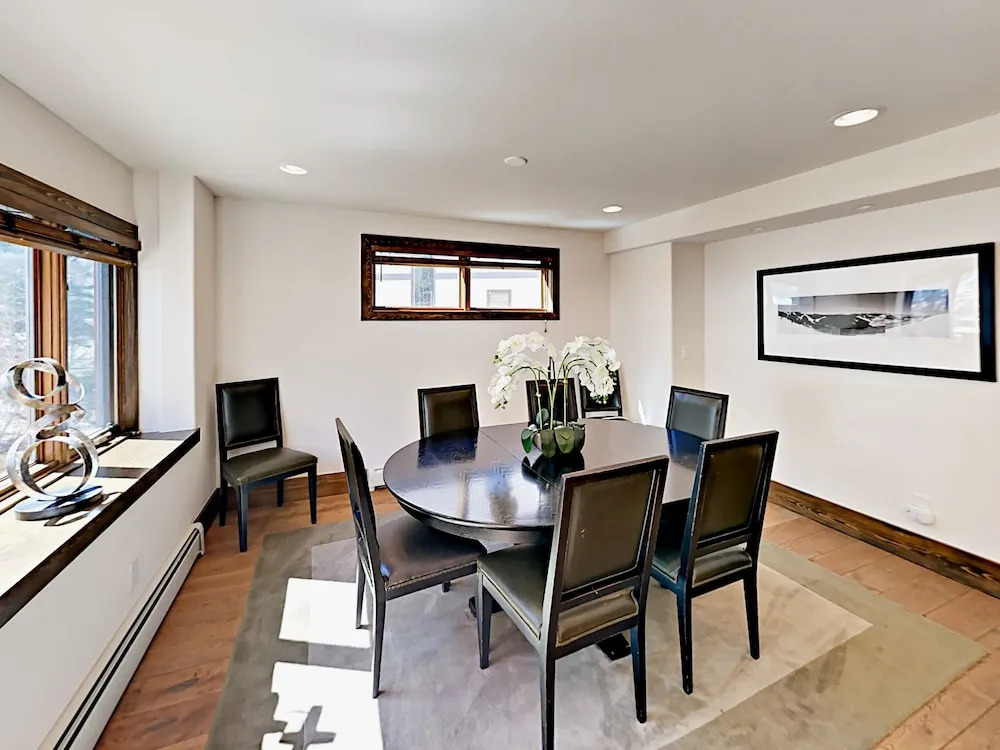 4269 Nugget Lane Duplex 4 Bedrooms 4 Bathrooms Duplex
