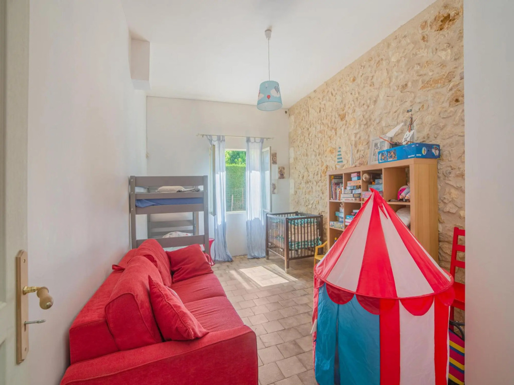 Cozy Bergerac Haven w Pool
