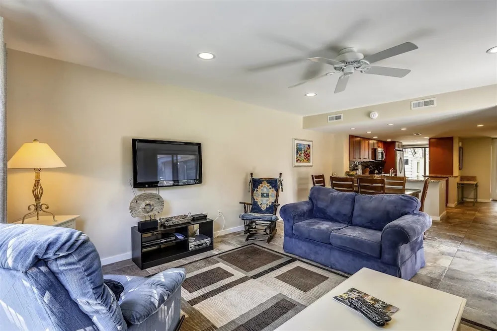Greens 190 - Three Bedroom Condo