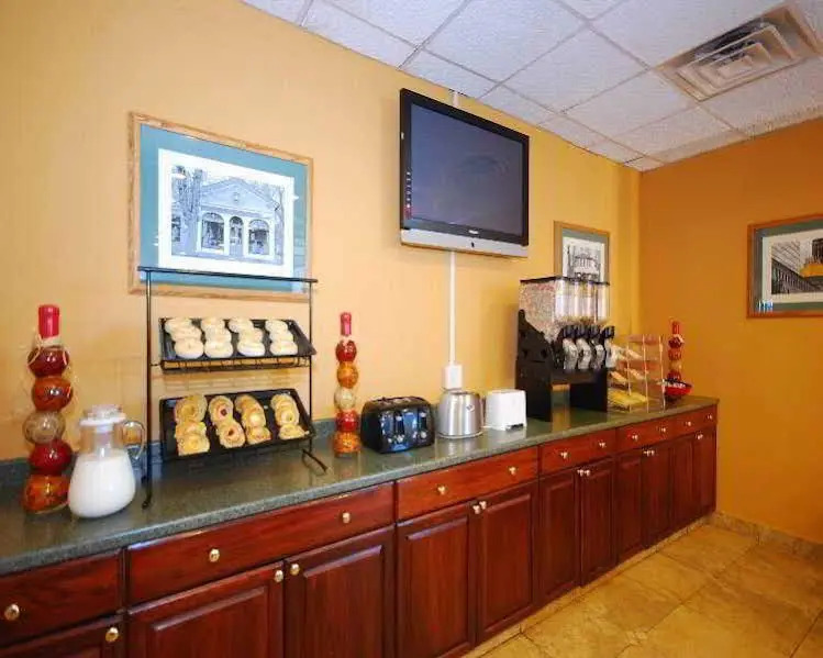 Econo Lodge Williamsville