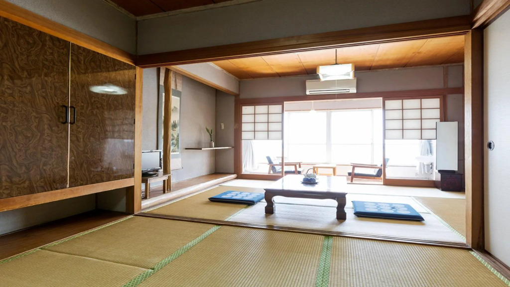 Seaside Katsuragahamaso