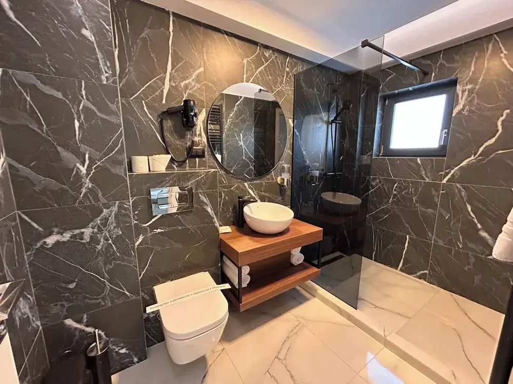 MONARC Boutique ApartHotel - SELF CHECK-IN