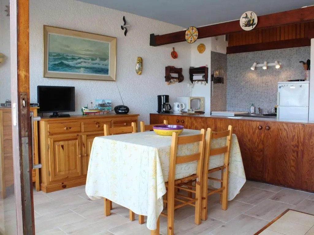 Appartement Port-La-Nouvelle, 2 Pièces, 4 Personnes - Fr-1-229c-338