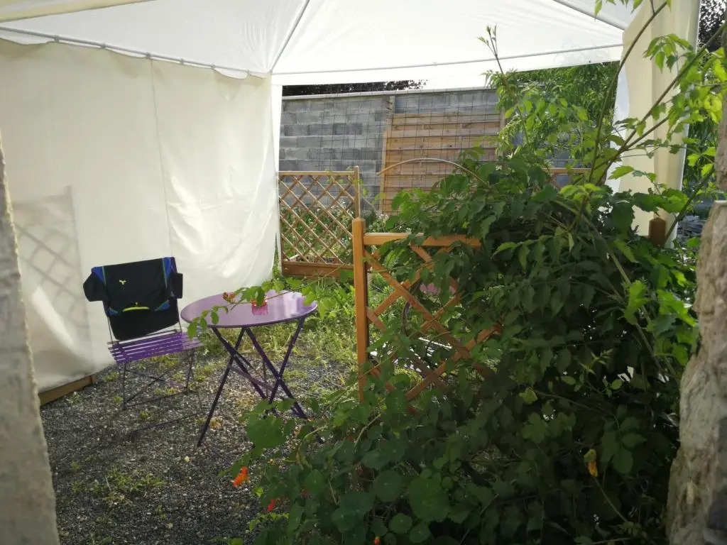 Studio Lumineux Avec Terrasse