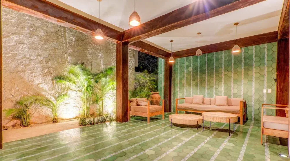 Private Rooftop 1BR Condo with Stunning Common Areas by Stella Rentals