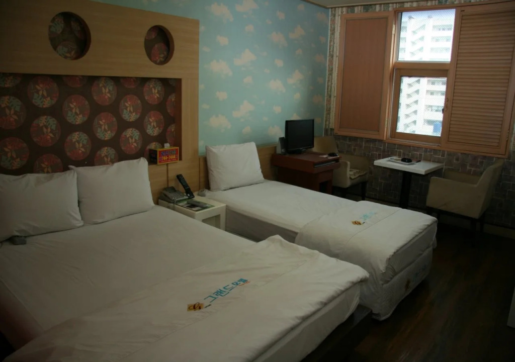 New Grand Hotel