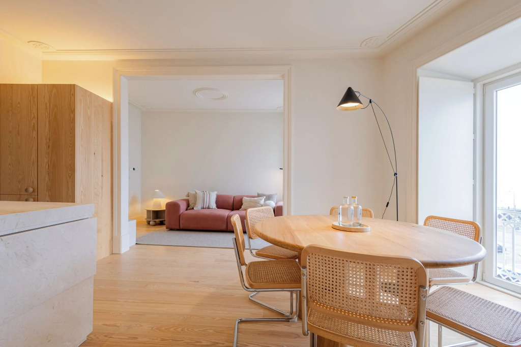 LIOZ Hotel & Apartments