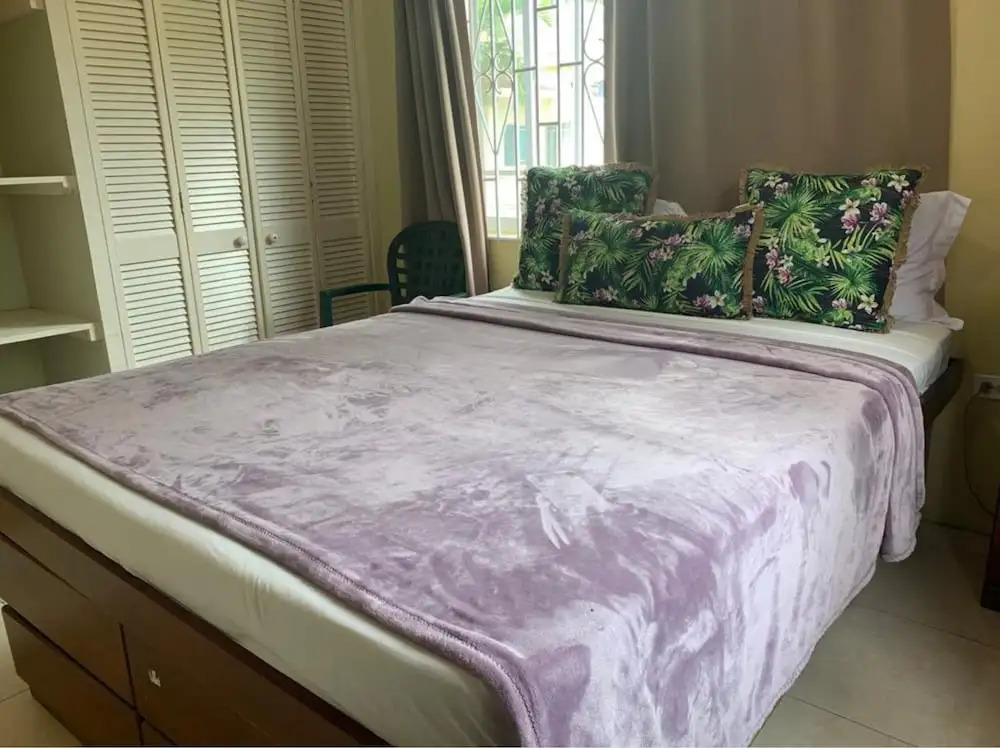 2-bedroom Apt - Enjoy 7 miles of White Sand Beach! 2 Apts by RedAwning