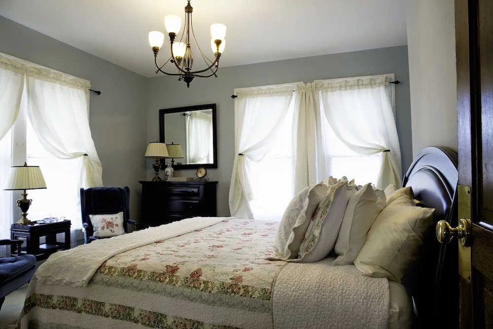 A Governor's Inn